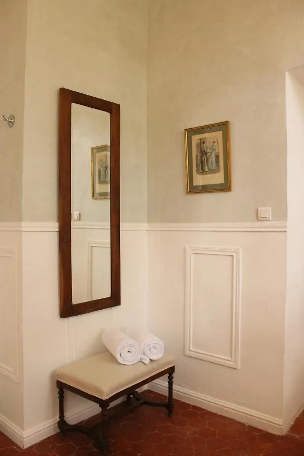 Hotel 1560- Domaine Des Cinq Jardins- A Magical And Authentic Mansion Fuveau Locanda