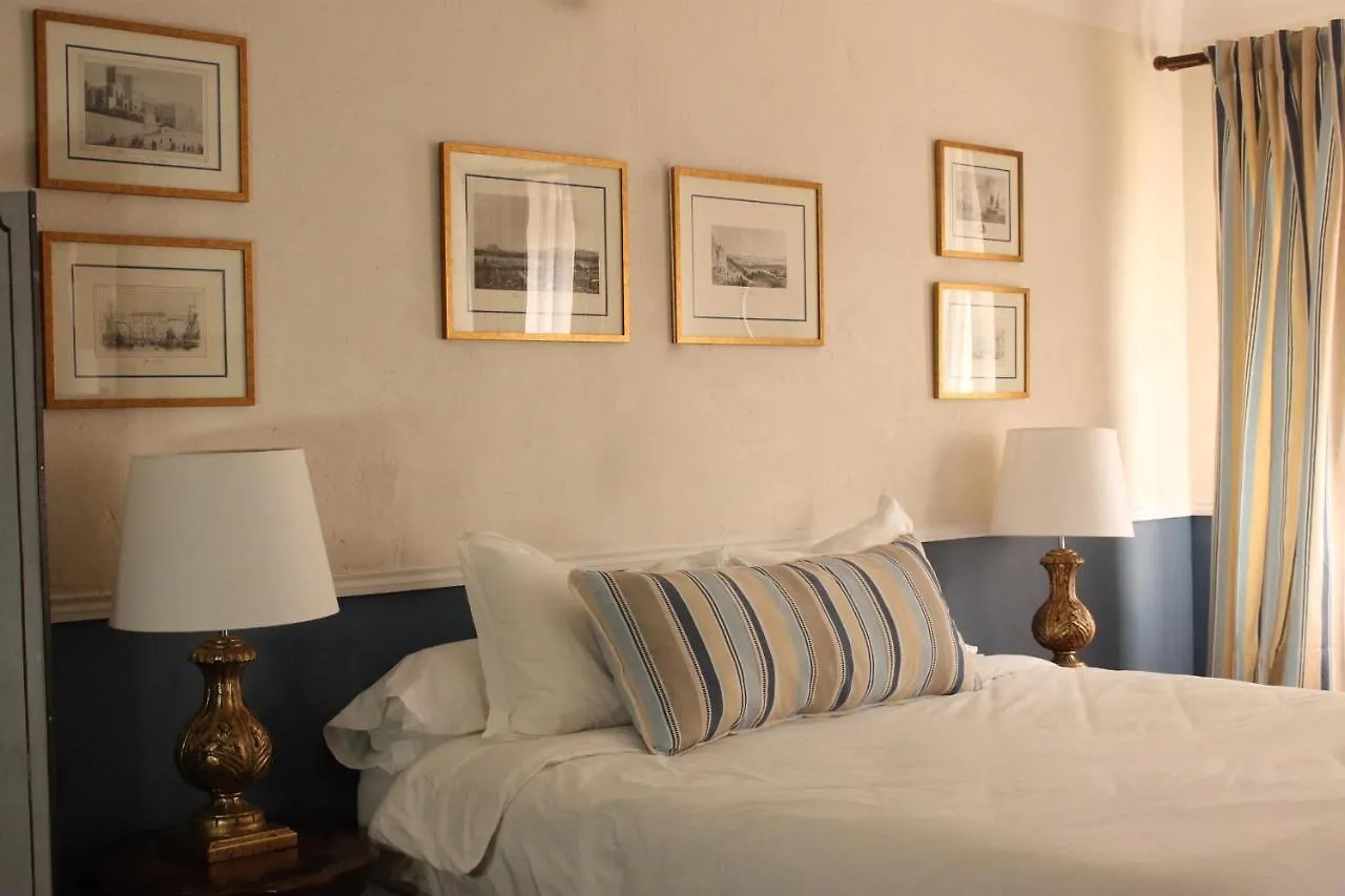 Hotel 1560- Domaine Des Cinq Jardins- A Magical And Authentic Mansion Fuveau
