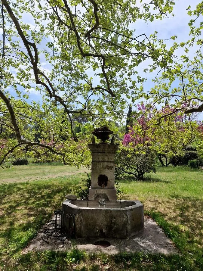 Hotel 1560- Domaine Des Cinq Jardins- A Magical And Authentic Mansion Fuveau 0*,