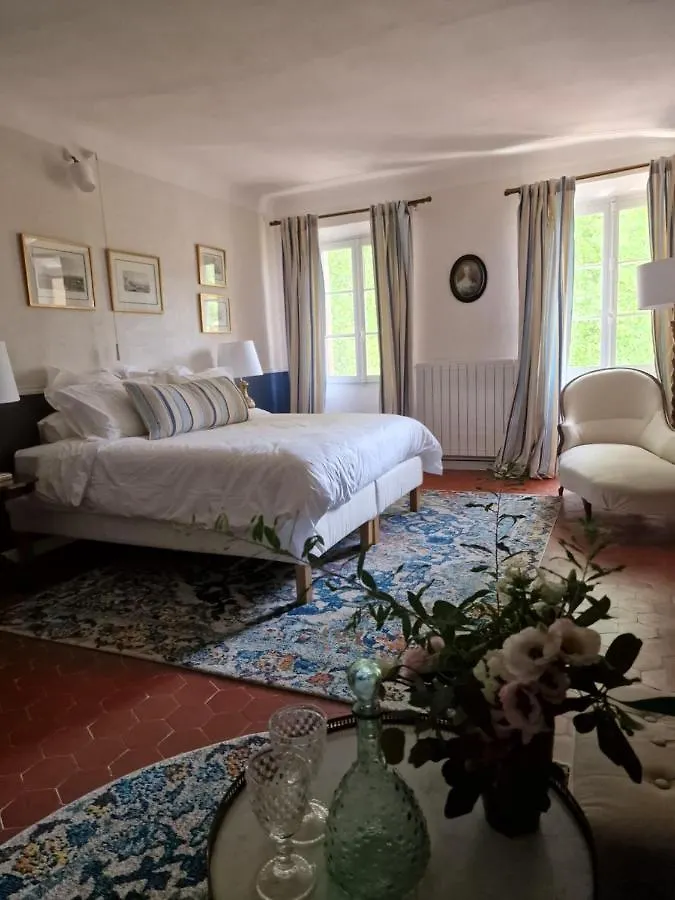 1560- Domaine Des Cinq Jardins- A Magical And Authentic Mansion Hotel Fuveau