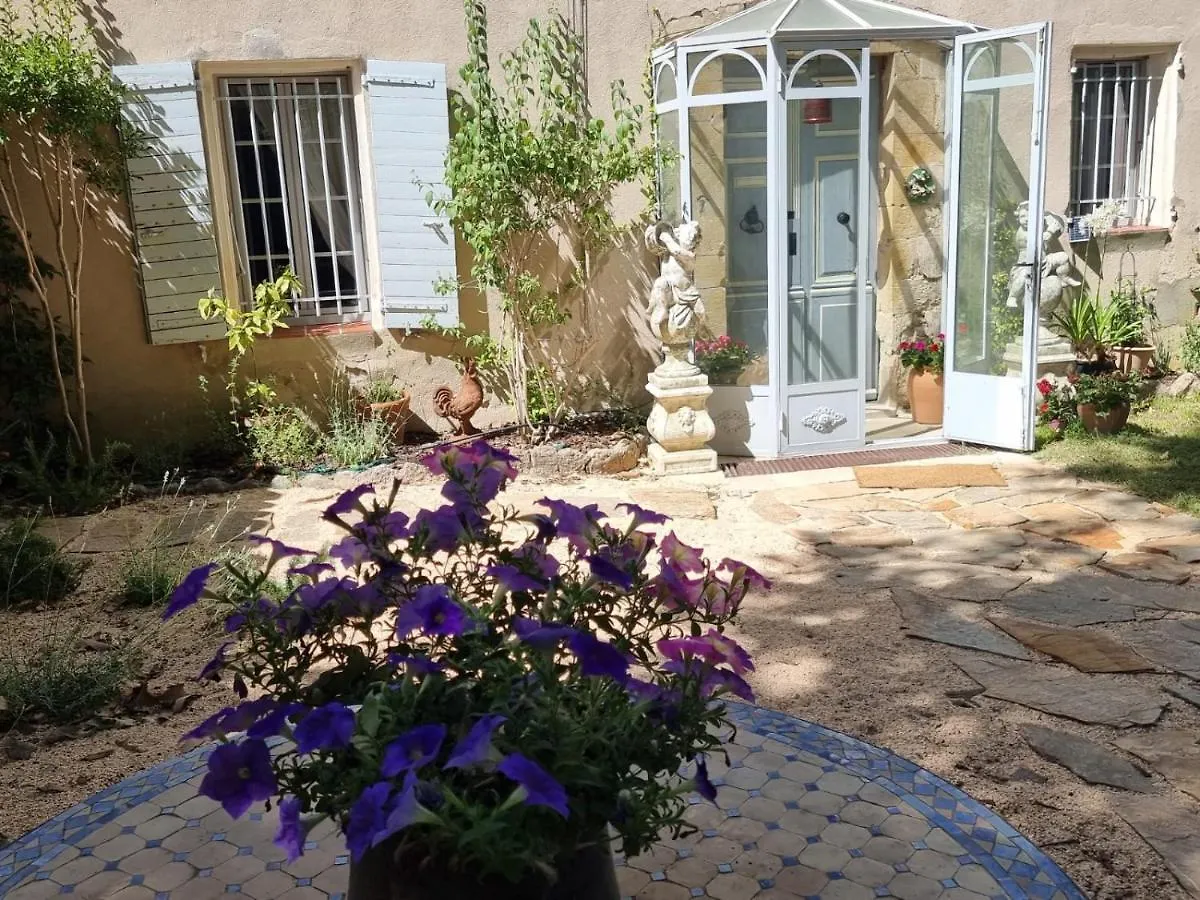 1560- Domaine Des Cinq Jardins- A Magical And Authentic Mansion Hotel Fuveau France