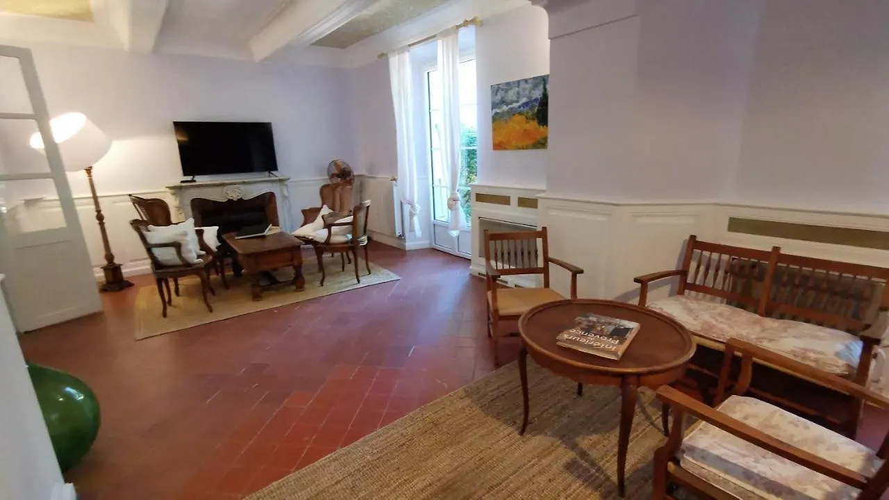 Hotel 1560- Domaine Des Cinq Jardins- A Magical And Authentic Mansion Fuveau 0*,