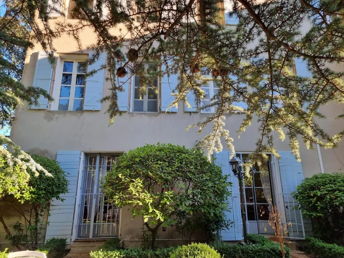 Hotel 1560- Domaine Des Cinq Jardins- A Magical And Authentic Mansion Fuveau Locanda