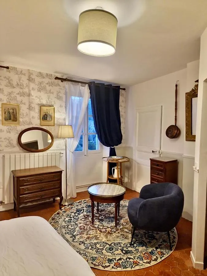 Hotel 1560- Domaine Des Cinq Jardins- A Magical And Authentic Mansion Fuveau Locanda